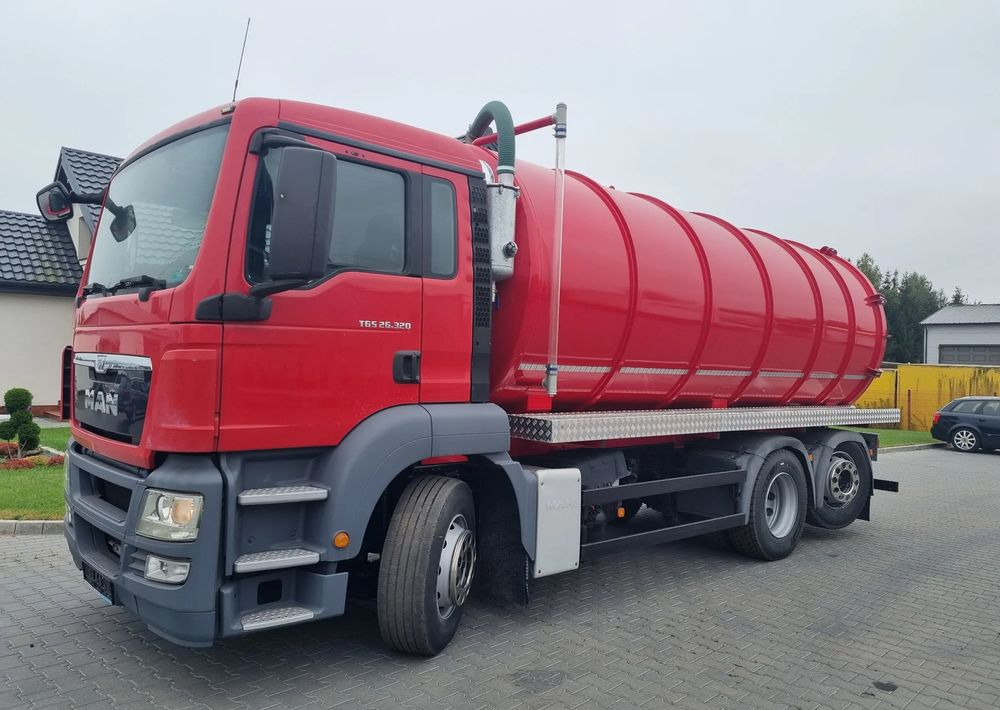 MAN TGS 26 320 - Benne à ordures ménagères: photos 1 MAN TGS 26 320 - Benne à ordures ménagères: photos 1