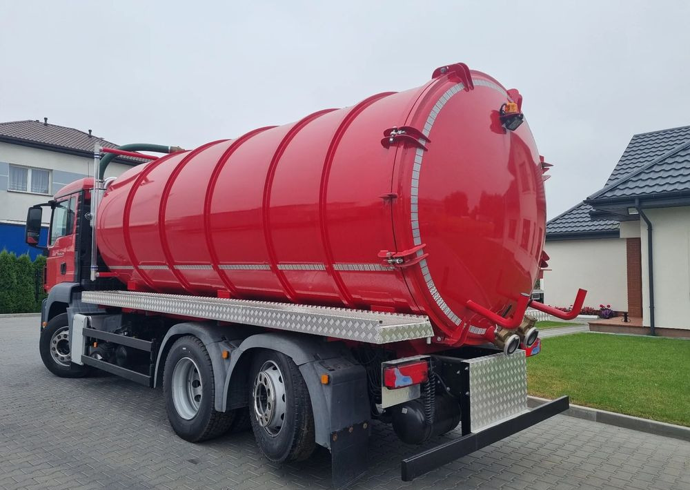 MAN TGS 26 320 - Benne à ordures ménagères: photos 4 MAN TGS 26 320 - Benne à ordures ménagères: photos 4