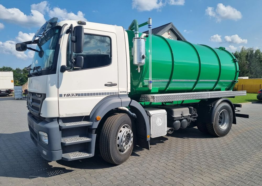 Mercedes-Benz Axor 1829   1833 - Benne à ordures ménagères: photos 1 Mercedes-Benz Axor 1829   1833 - Benne à ordures ménagères: photos 1