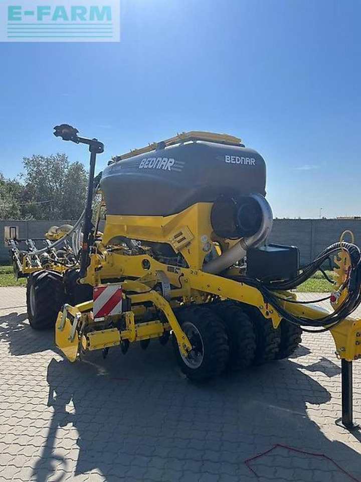 Bednar omega - Semoir: photos 5 Bednar omega - Semoir: photos 5