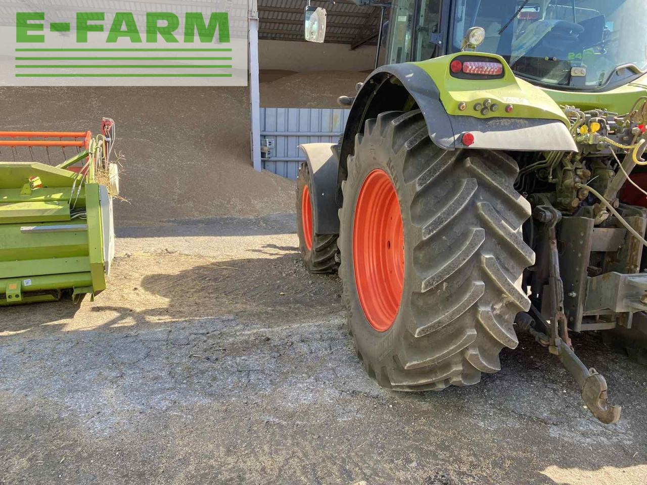 CLAAS ARION 550 CMATIC CMATIC - Tracteur agricole: photos 4 CLAAS ARION 550 CMATIC CMATIC - Tracteur agricole: photos 4