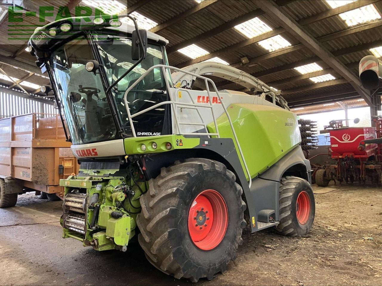 CLAAS JAGUAR 860 4WD - Ensileuse: photos 2 CLAAS JAGUAR 860 4WD - Ensileuse: photos 2