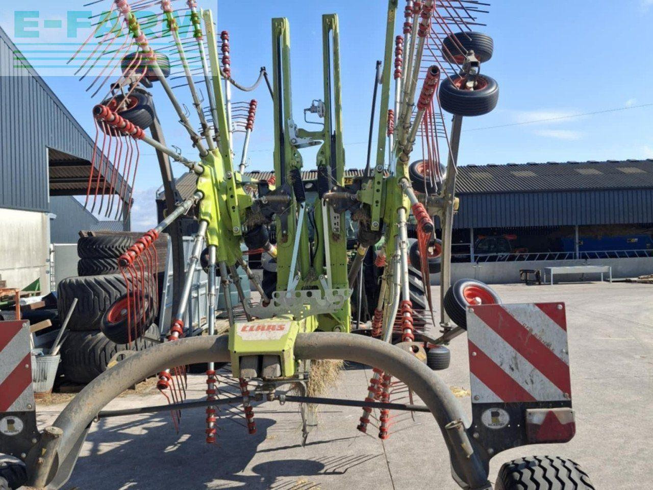 CLAAS LINER 2900 - Faneuse: photos 3 CLAAS LINER 2900 - Faneuse: photos 3