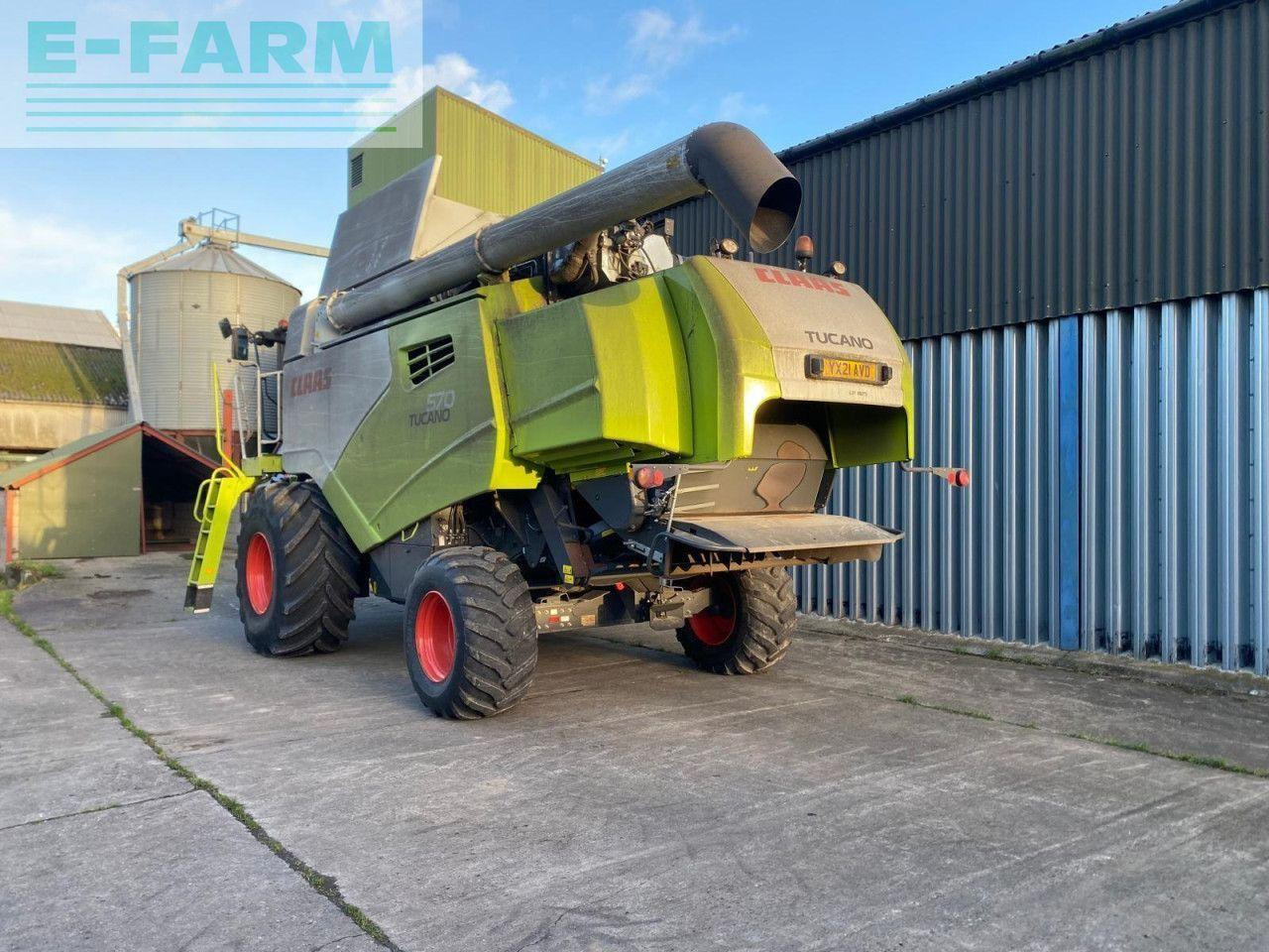 CLAAS TUCANO 570 - Moissonneuse-batteuse: photos 2 CLAAS TUCANO 570 - Moissonneuse-batteuse: photos 2