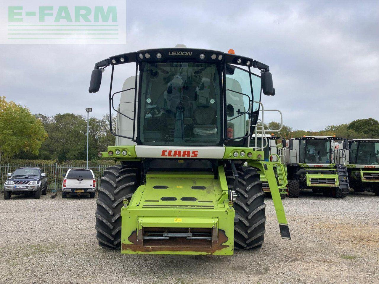 CLAAS USED 2015 LEXION 620 C/W V620 C/BAR - Moissonneuse-batteuse: photos 4 CLAAS USED 2015 LEXION 620 C/W V620 C/BAR - Moissonneuse-batteuse: photos 4