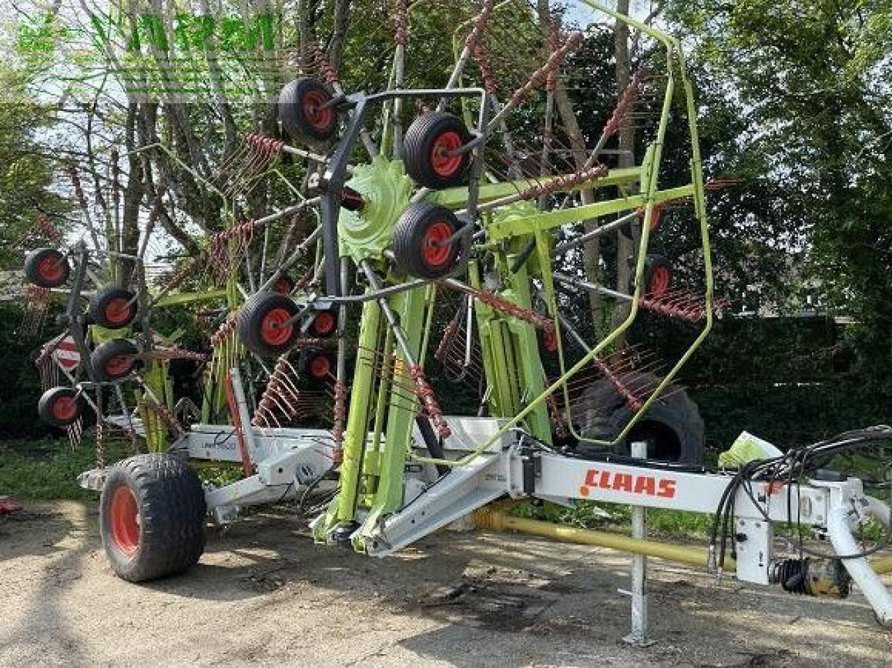 CLAAS USED LINER 3600 - Faneuse: photos 1 CLAAS USED LINER 3600 - Faneuse: photos 1