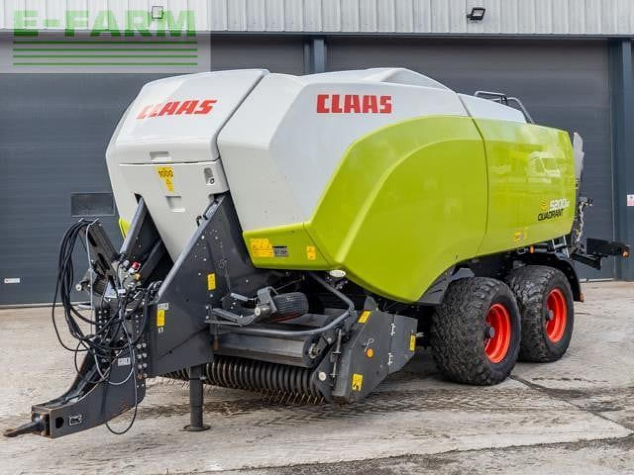 CLAAS USED QUADRANT 5200 - Presse à balles cubiques: photos 1 CLAAS USED QUADRANT 5200 - Presse à balles cubiques: photos 1
