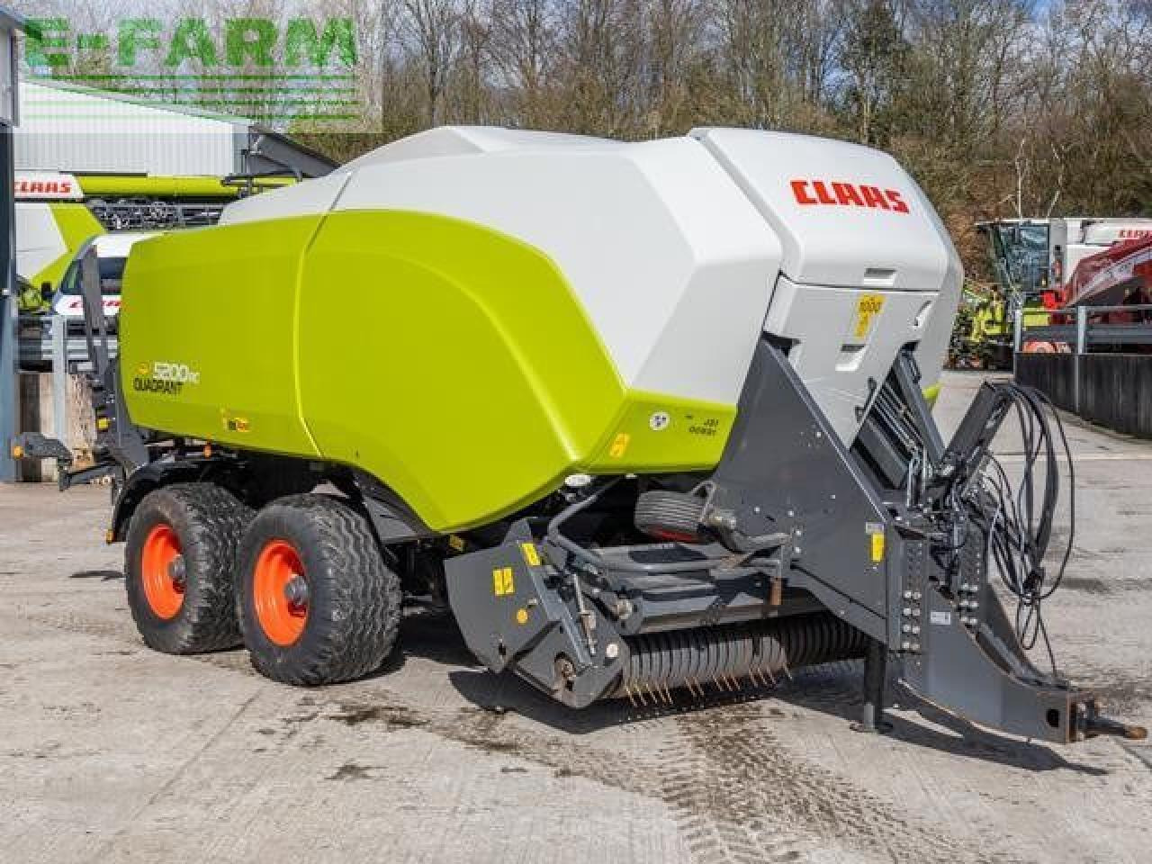CLAAS USED QUADRANT 5200 - Presse à balles cubiques: photos 2 CLAAS USED QUADRANT 5200 - Presse à balles cubiques: photos 2