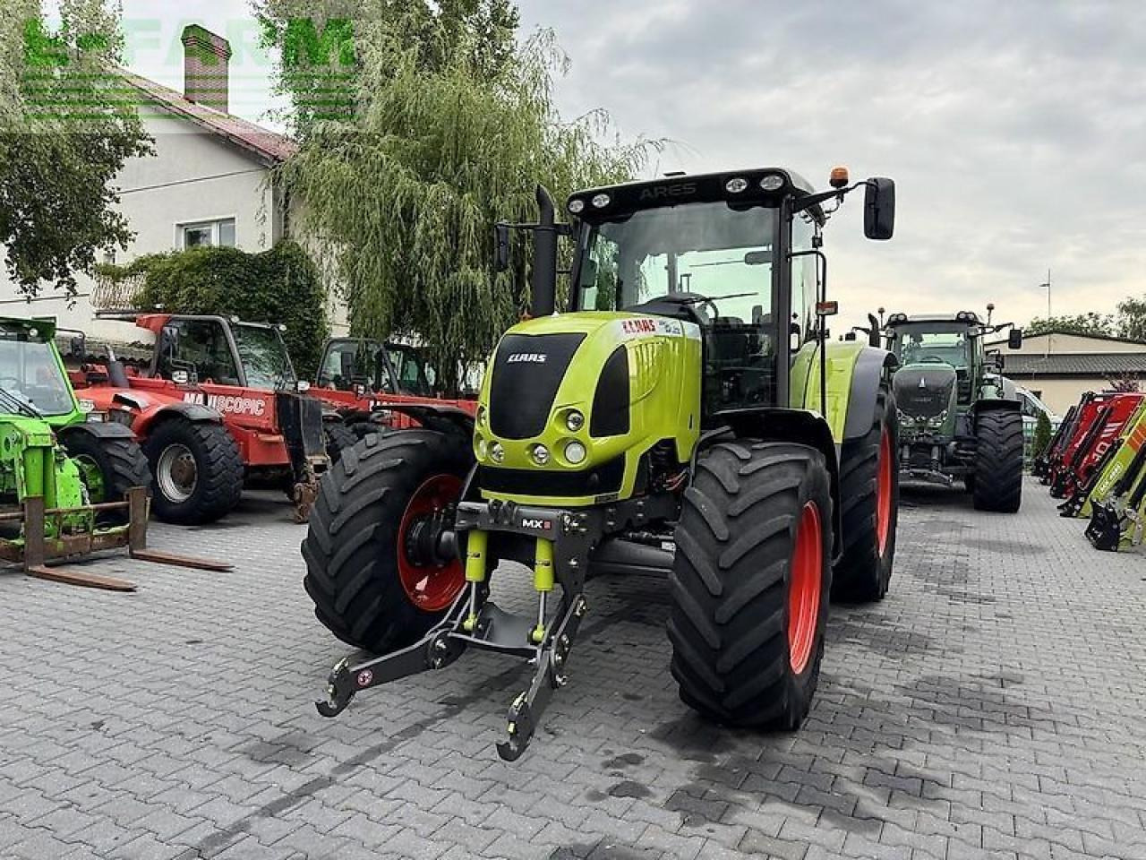 CLAAS ares 617 atz ATZ - Tracteur agricole: photos 2 CLAAS ares 617 atz ATZ - Tracteur agricole: photos 2