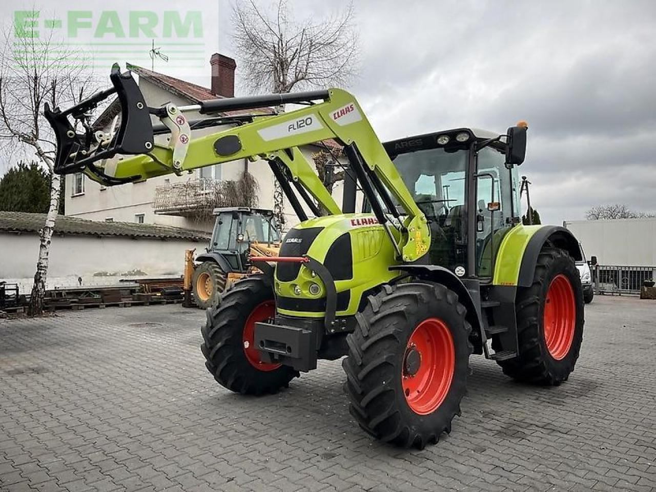 CLAAS ares 617 atz + claas fl120 ATZ - Tracteur agricole: photos 1 CLAAS ares 617 atz + claas fl120 ATZ - Tracteur agricole: photos 1