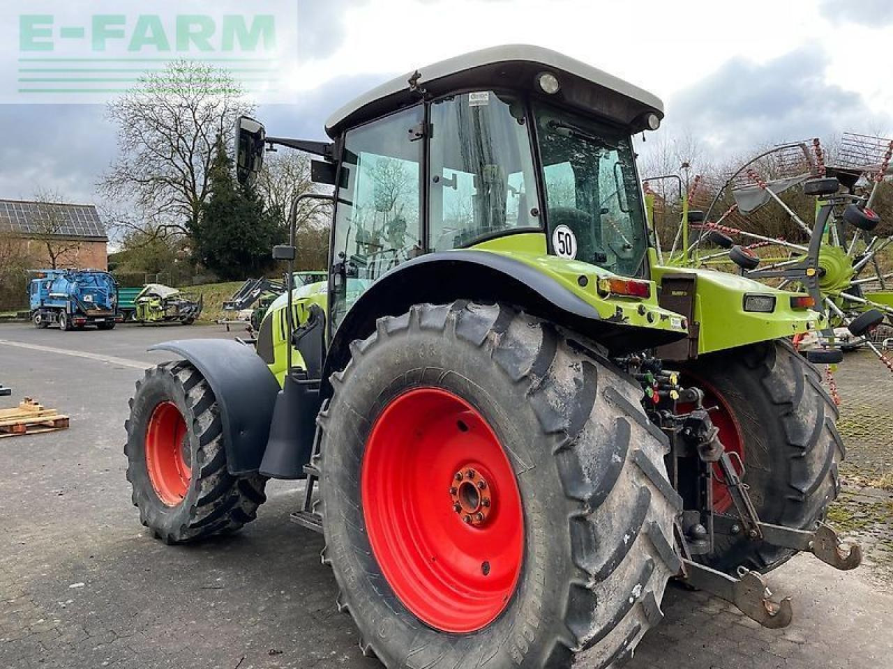 CLAAS ares 697 atz mit fronthydraulik und frontladerkonsolen stoll ATZ - Tracteur agricole: photos 4 CLAAS ares 697 atz mit fronthydraulik und frontladerkonsolen stoll ATZ - Tracteur agricole: photos 4