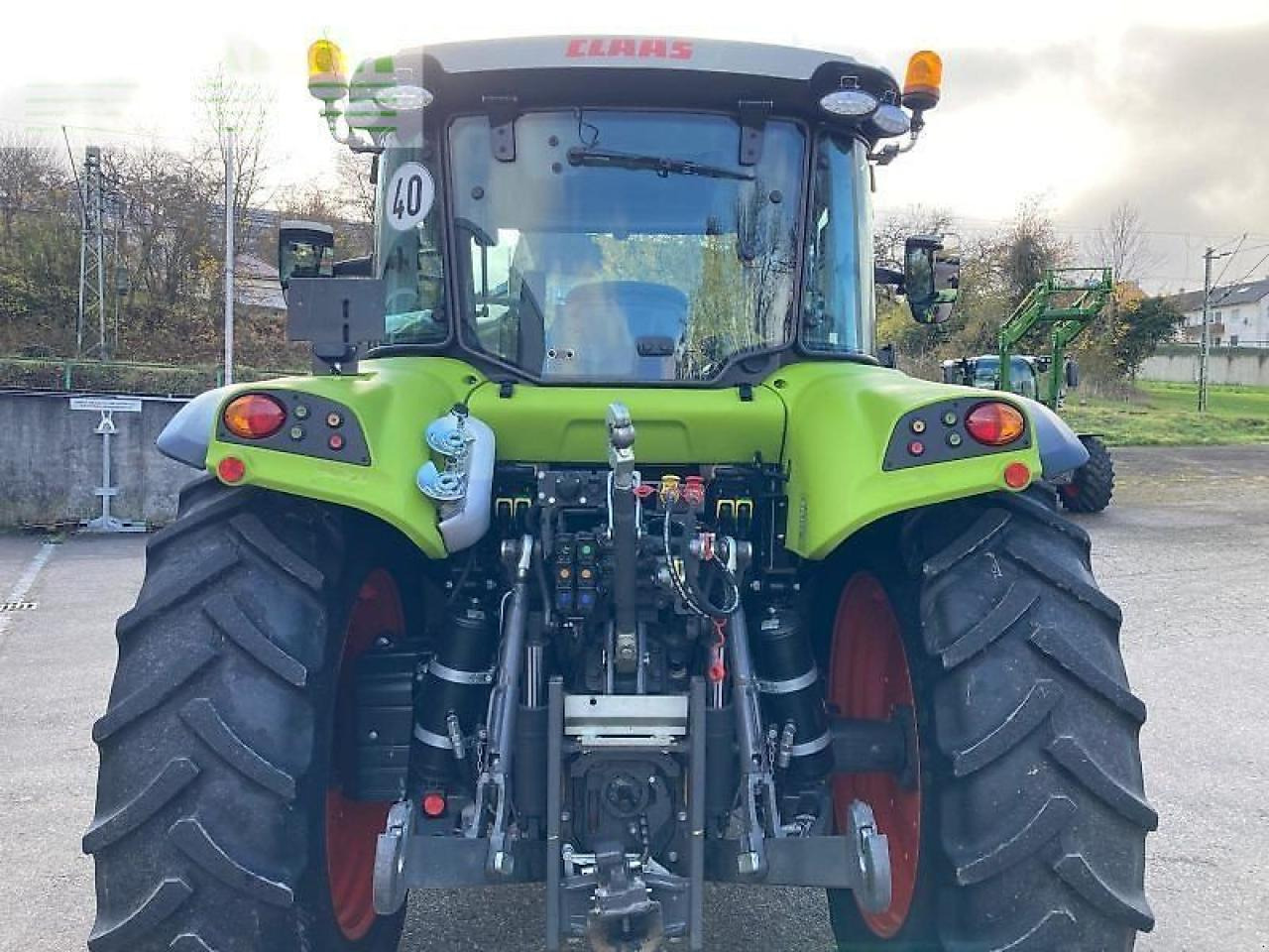 CLAAS arion 430 cis - Tracteur agricole: photos 5 CLAAS arion 430 cis - Tracteur agricole: photos 5