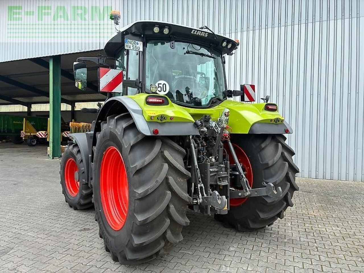 CLAAS arion 550 cmatic CMATIC - Tracteur agricole: photos 2 CLAAS arion 550 cmatic CMATIC - Tracteur agricole: photos 2