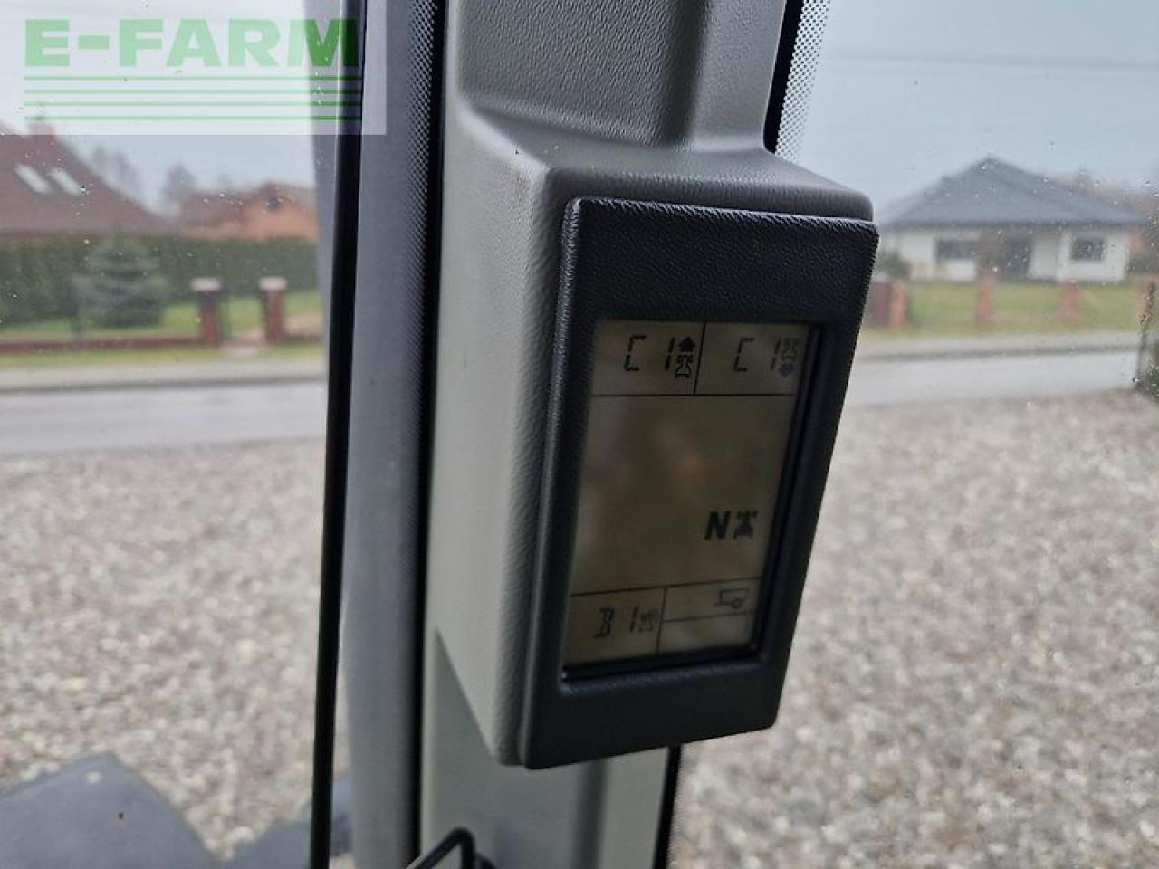 Tracteur agricole CLAAS arion 630 cis CIS: photos 12