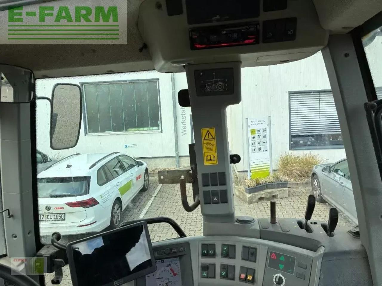 CLAAS arion 640 cebis CEBIS - Tracteur agricole: photos 5 CLAAS arion 640 cebis CEBIS - Tracteur agricole: photos 5