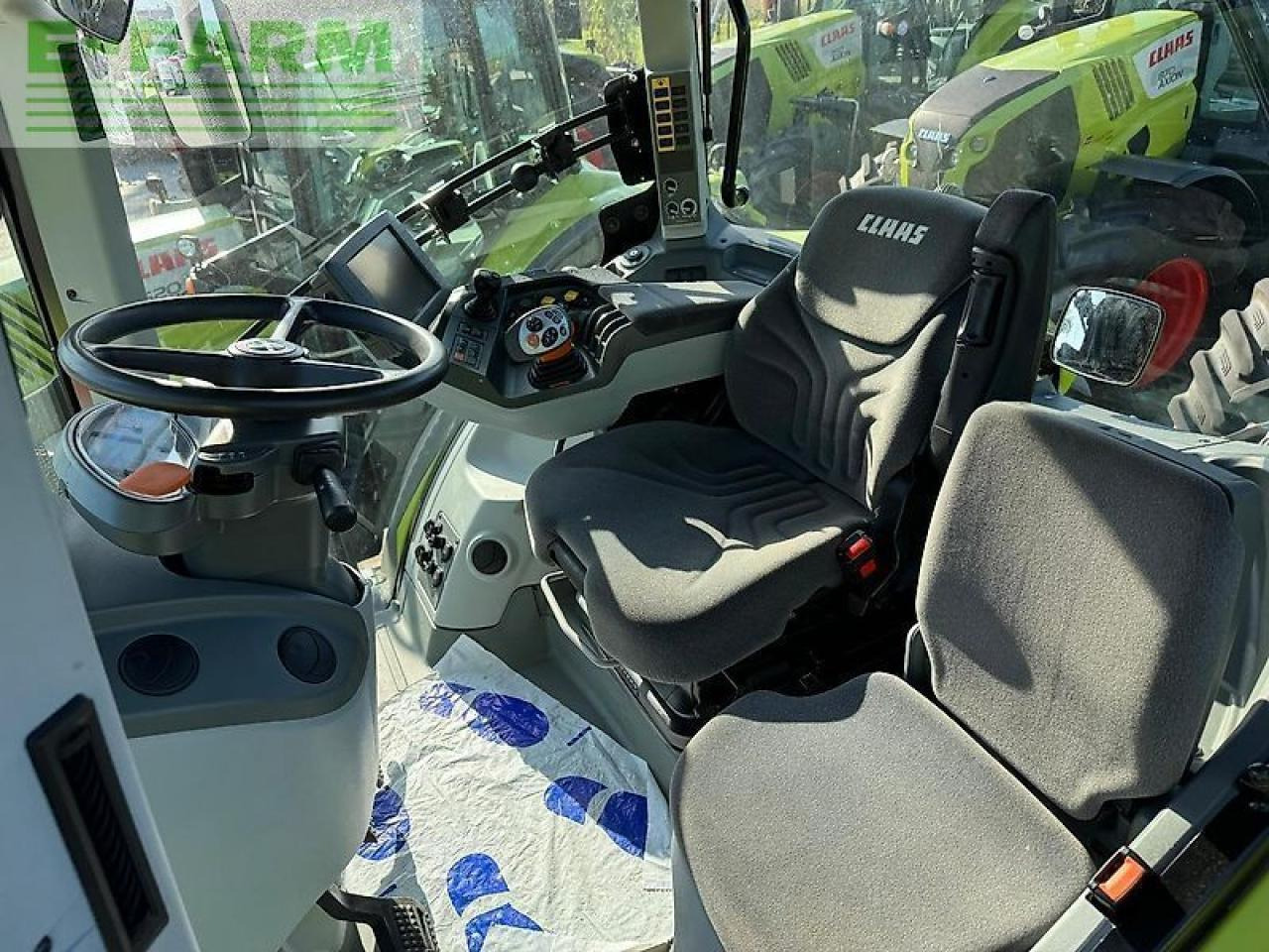 Tracteur agricole CLAAS axion 810 cebis hexa-shift: photos 6