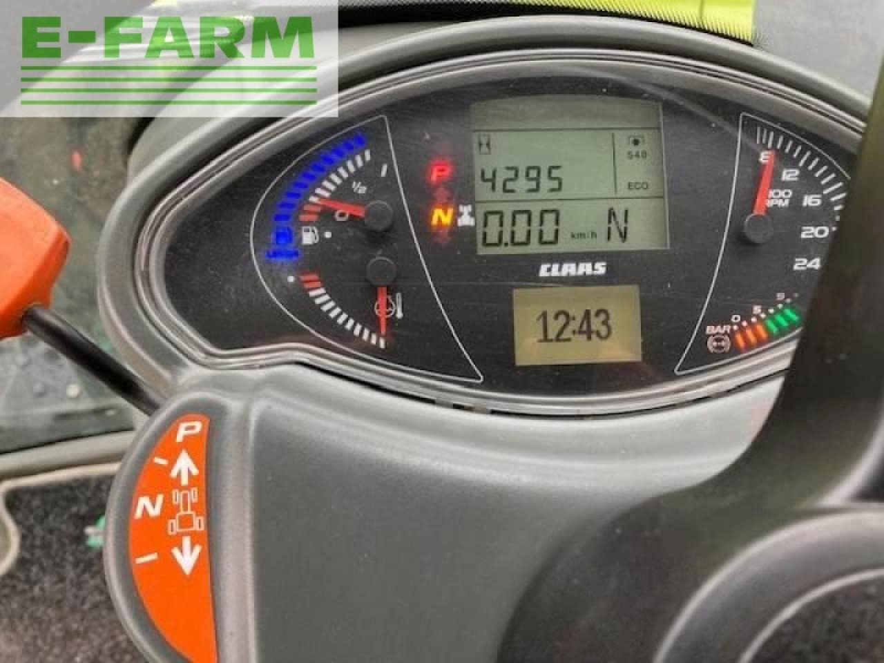 CLAAS axion 810 cm cis+ - Tracteur agricole: photos 3 CLAAS axion 810 cm cis+ - Tracteur agricole: photos 3