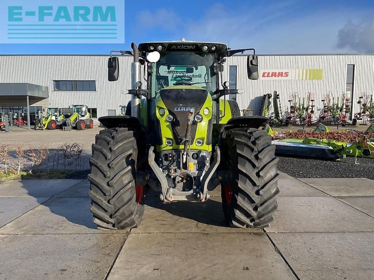 CLAAS axion 810 cmatic CMATIC - Tracteur agricole: photos 2 CLAAS axion 810 cmatic CMATIC - Tracteur agricole: photos 2