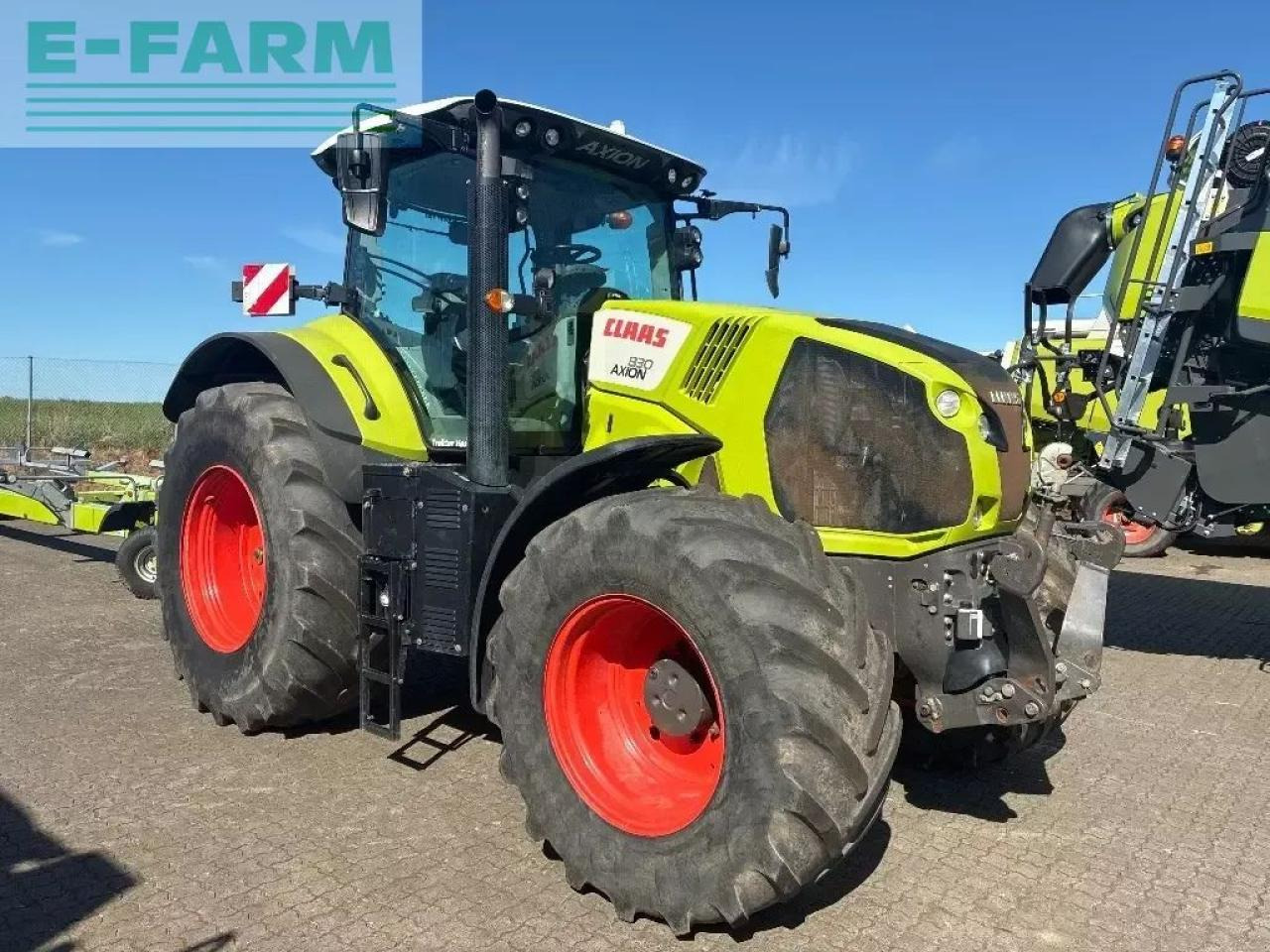 CLAAS axion 830 cis+ - Tracteur agricole: photos 1 CLAAS axion 830 cis+ - Tracteur agricole: photos 1