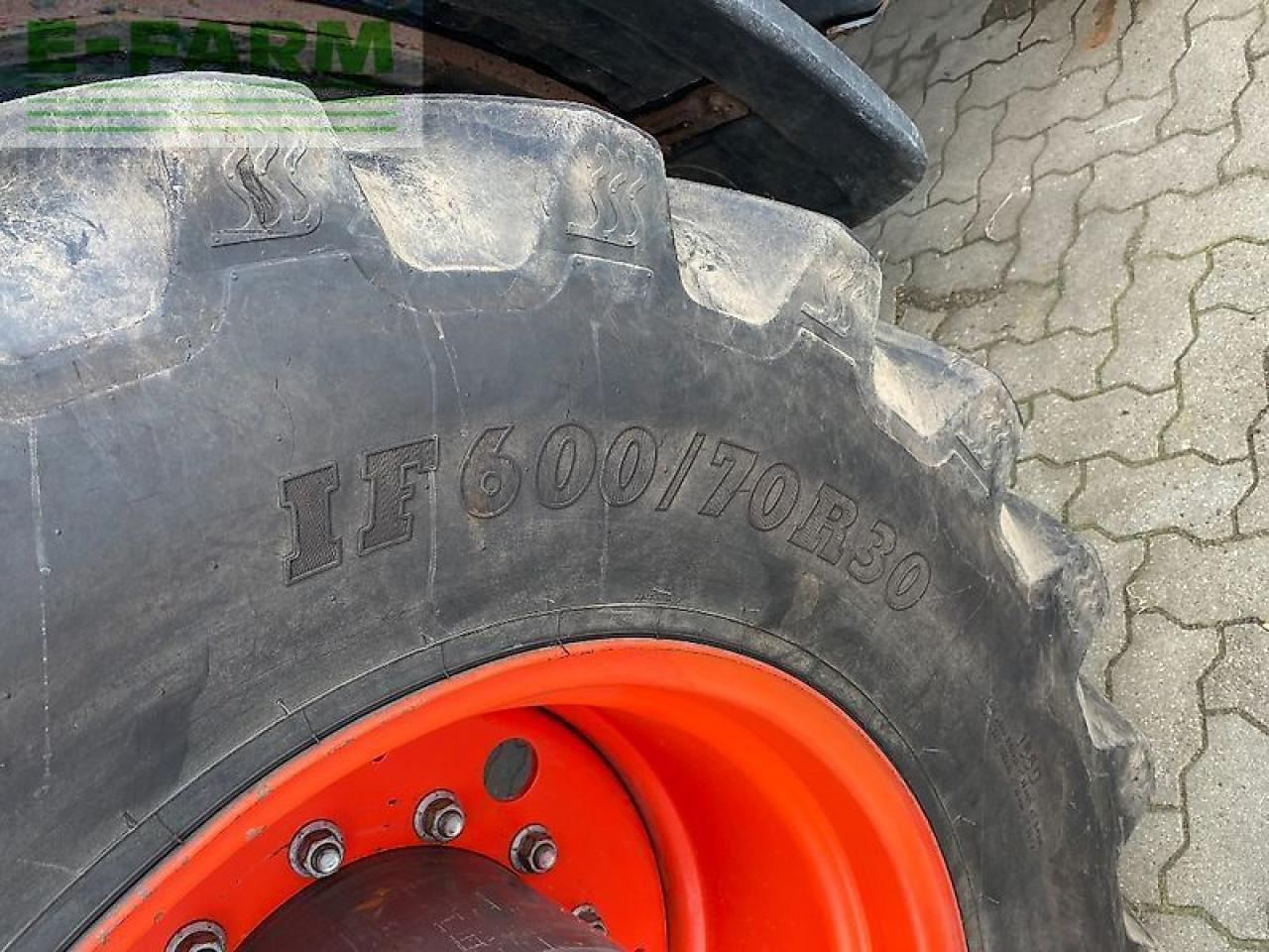 CLAAS axion 830 cmatic CMATIC - Tracteur agricole: photos 4 CLAAS axion 830 cmatic CMATIC - Tracteur agricole: photos 4