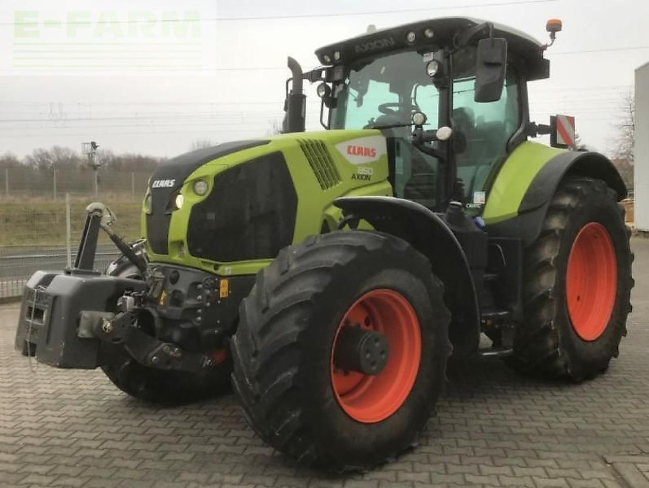 CLAAS axion 850 - Tracteur agricole: photos 1 CLAAS axion 850 - Tracteur agricole: photos 1