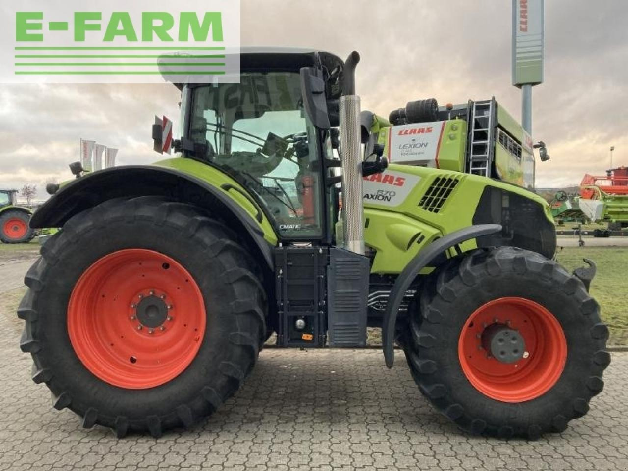 CLAAS axion 870 cmatic cebis CMATIC CEBIS - Tracteur agricole: photos 4 CLAAS axion 870 cmatic cebis CMATIC CEBIS - Tracteur agricole: photos 4