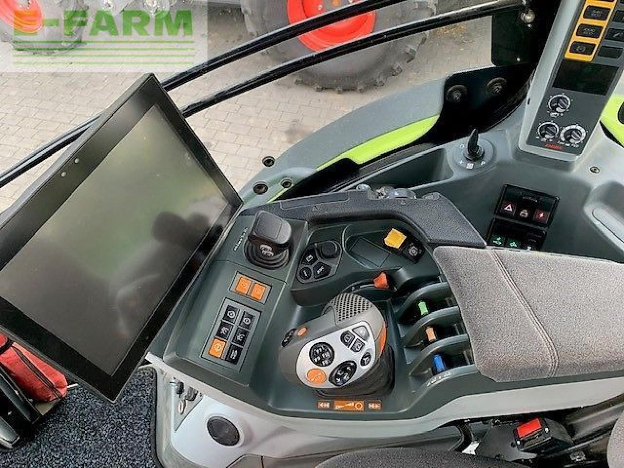 Tracteur agricole CLAAS axion 930 cmatic cebis CMATIC CEBIS: photos 12 Tracteur agricole CLAAS axion 930 cmatic cebis CMATIC CEBIS: photos 12
