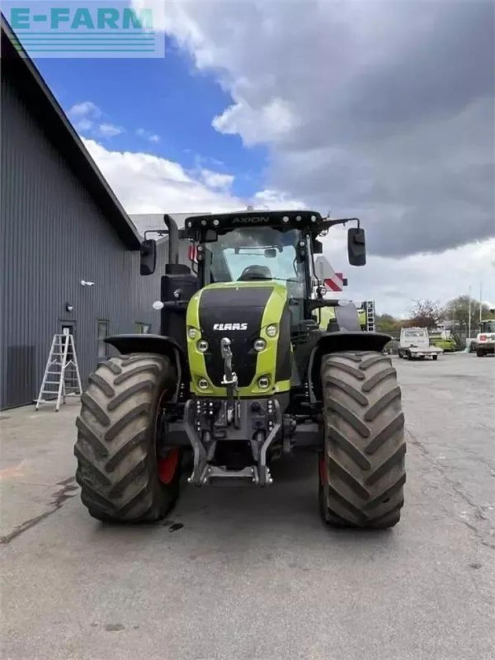 CLAAS axion 940 cmatic cebis CMATIC CEBIS - Tracteur agricole: photos 2 CLAAS axion 940 cmatic cebis CMATIC CEBIS - Tracteur agricole: photos 2