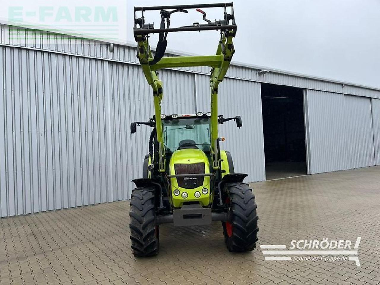 CLAAS axos 330 - Tracteur agricole: photos 2 CLAAS axos 330 - Tracteur agricole: photos 2