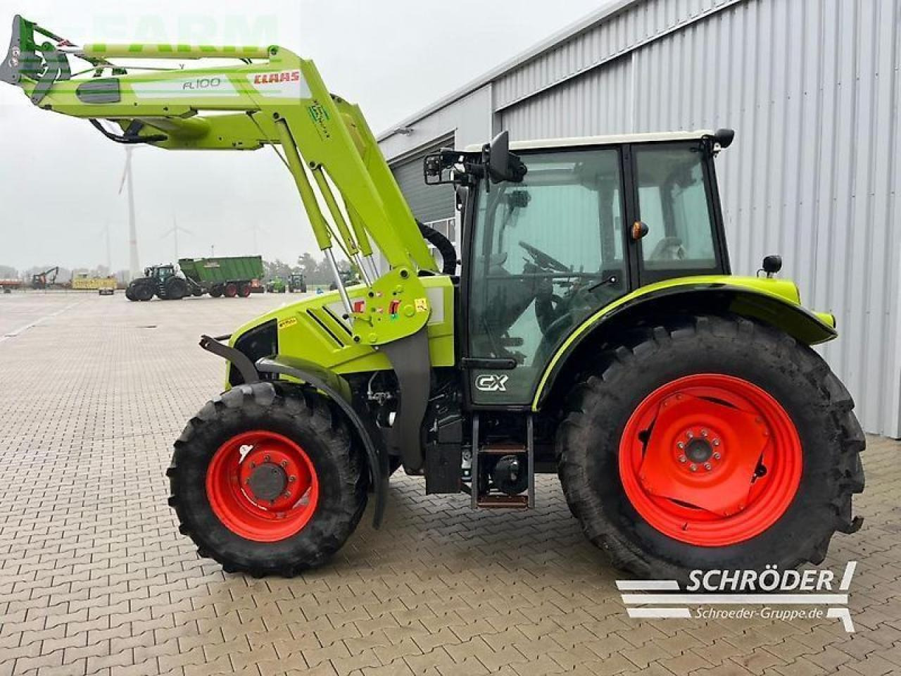 CLAAS axos 330 - Tracteur agricole: photos 5 CLAAS axos 330 - Tracteur agricole: photos 5