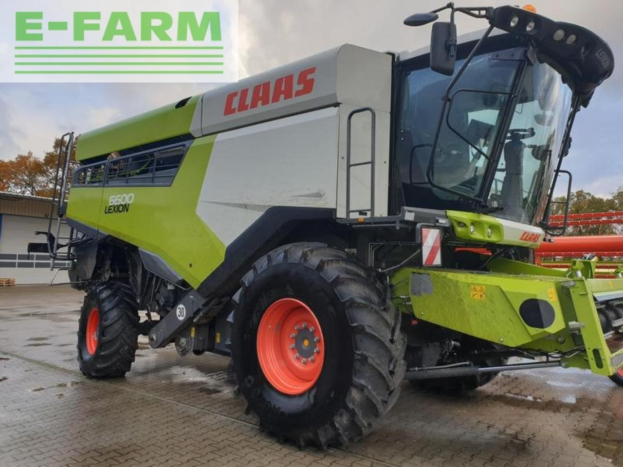 CLAAS lexion 6600 +vario 930 - Moissonneuse-batteuse: photos 1 CLAAS lexion 6600 +vario 930 - Moissonneuse-batteuse: photos 1