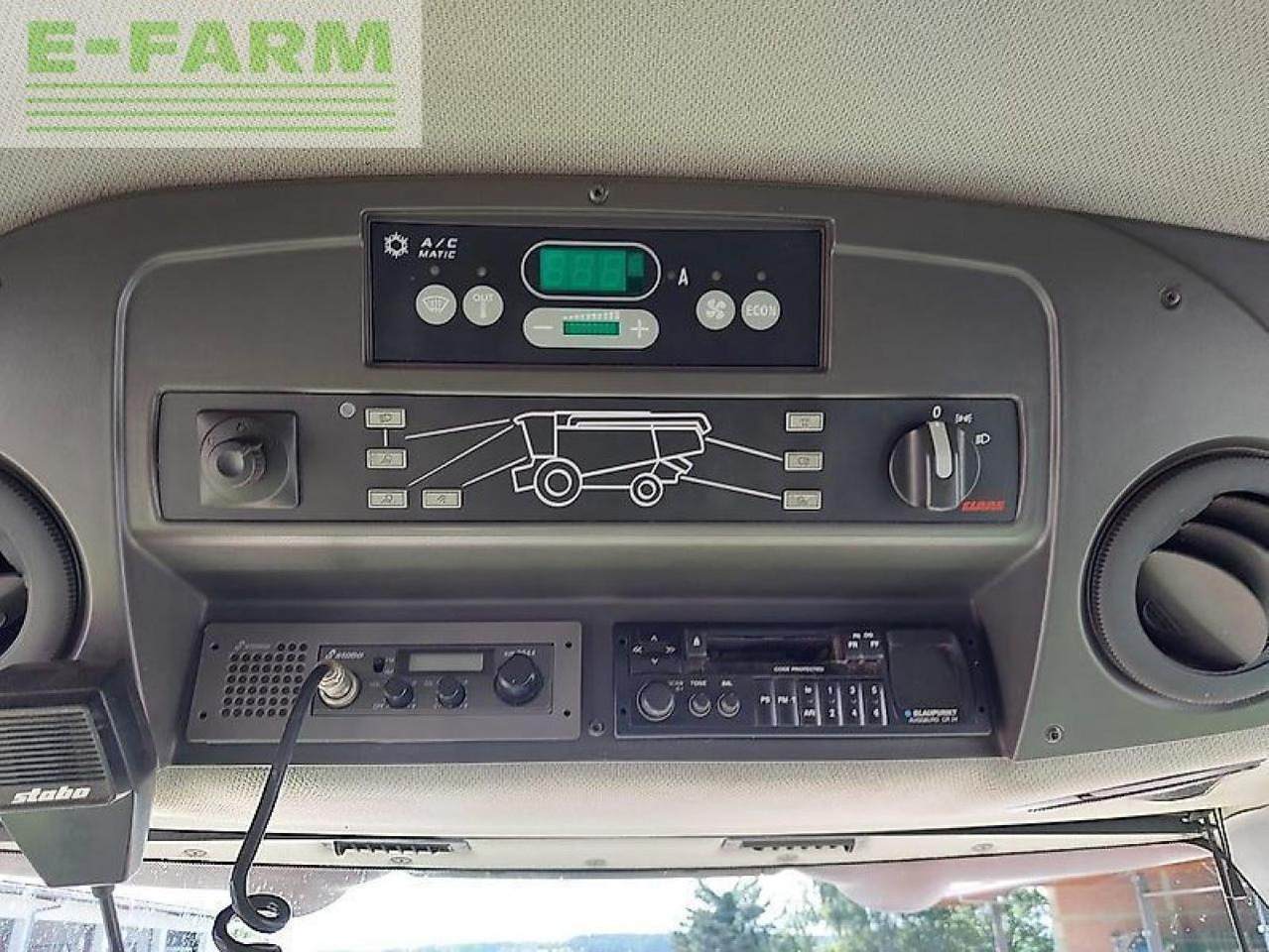 CLAAS lexion 750 - Moissonneuse-batteuse: photos 2 CLAAS lexion 750 - Moissonneuse-batteuse: photos 2