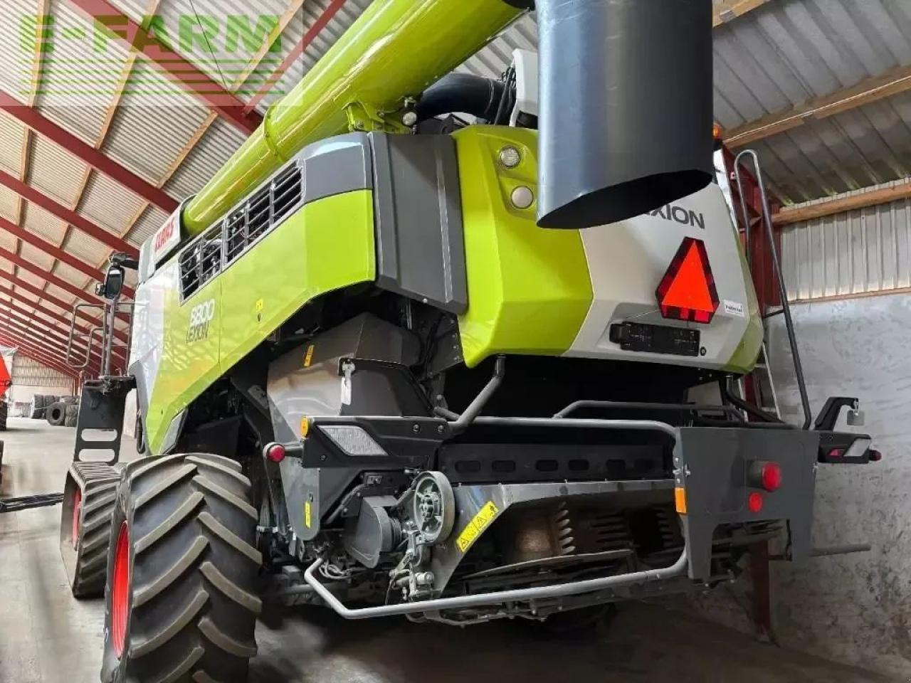 CLAAS lexion 8800 tt 4 wd - Moissonneuse-batteuse: photos 3 CLAAS lexion 8800 tt 4 wd - Moissonneuse-batteuse: photos 3