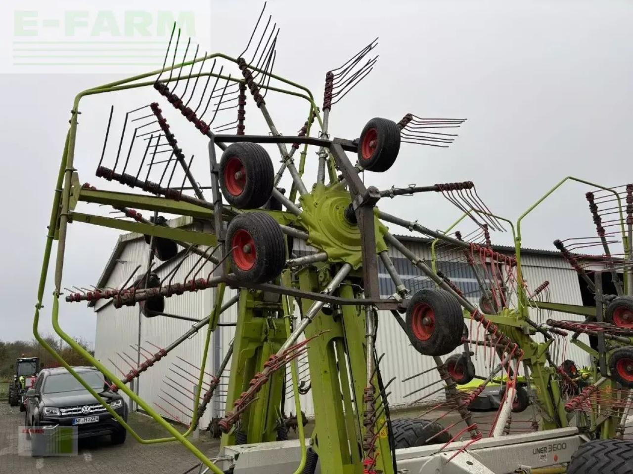 CLAAS liner 3600 comfort - Faneuse: photos 5 CLAAS liner 3600 comfort - Faneuse: photos 5