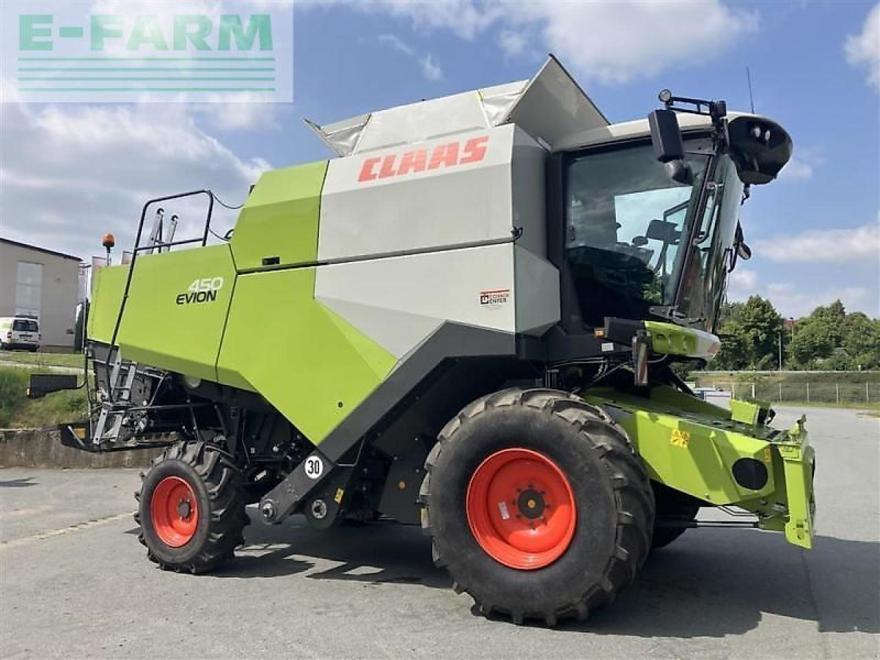 CLAAS mähdrescher evion 450 - Moissonneuse-batteuse: photos 4 CLAAS mähdrescher evion 450 - Moissonneuse-batteuse: photos 4