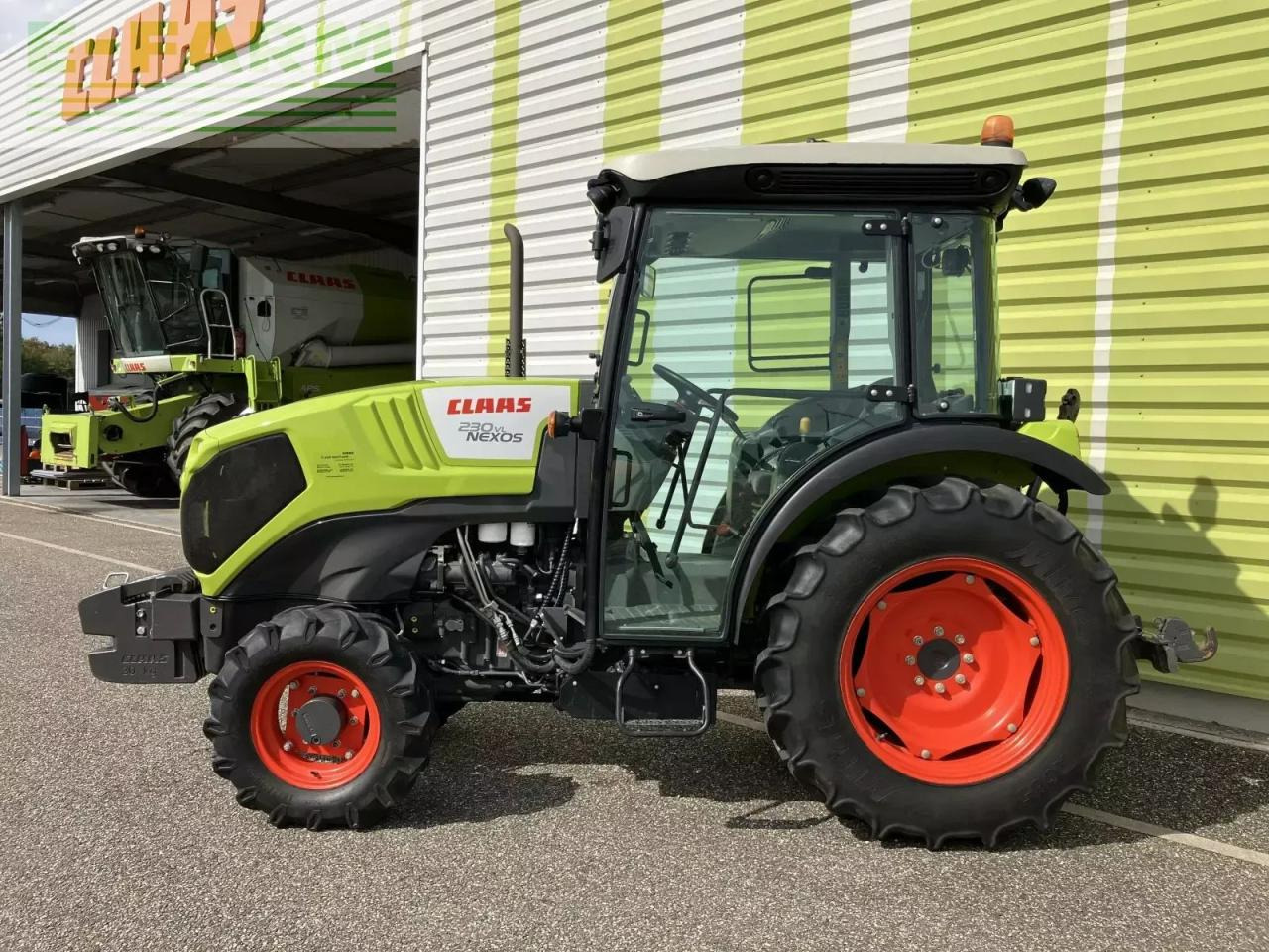 CLAAS nexos 230 vl proactiv isc* VL - Tracteur agricole: photos 2 CLAAS nexos 230 vl proactiv isc* VL - Tracteur agricole: photos 2