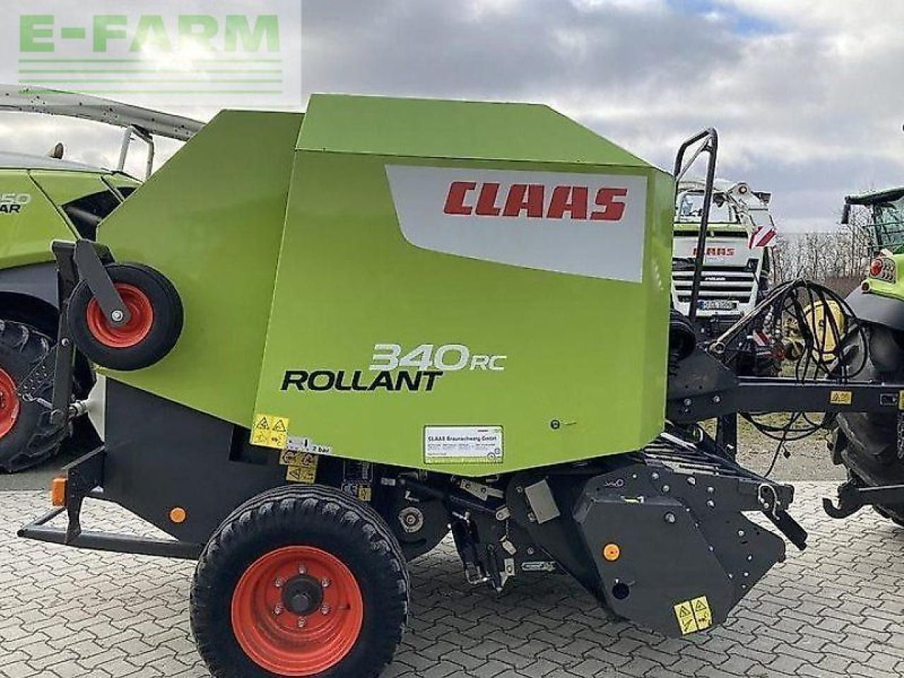 CLAAS rollant 340 rc - Presse à balles cubiques: photos 2 CLAAS rollant 340 rc - Presse à balles cubiques: photos 2