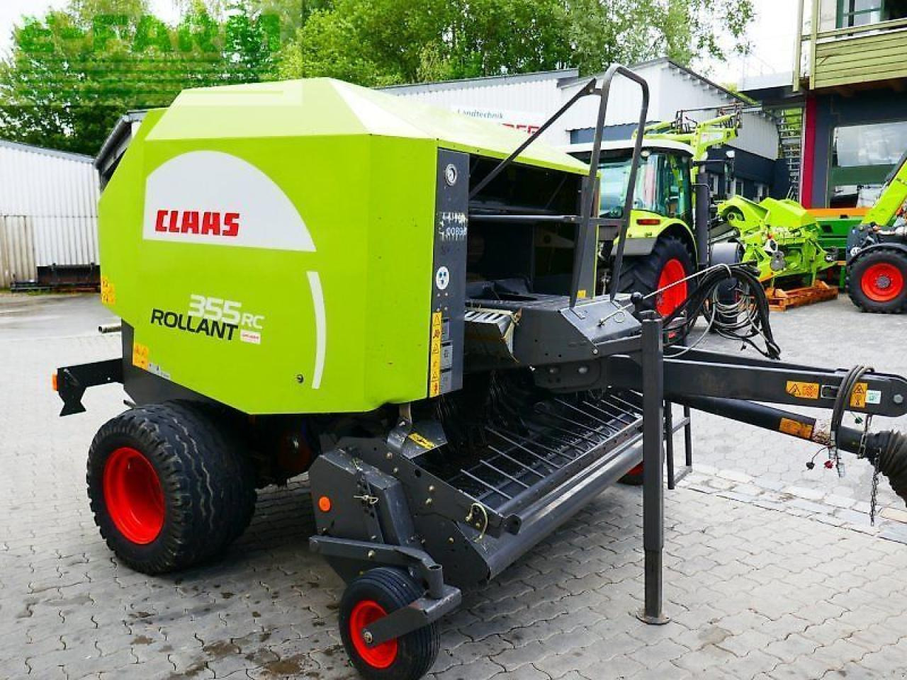 CLAAS rollant 355 rc - Presse à balles cubiques: photos 3 CLAAS rollant 355 rc - Presse à balles cubiques: photos 3