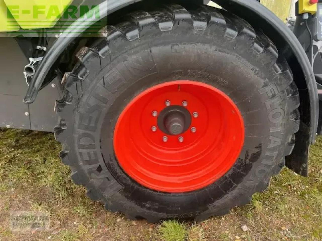 CLAAS rollant 455rc uniwra - Presse à balles cubiques: photos 3 CLAAS rollant 455rc uniwra - Presse à balles cubiques: photos 3