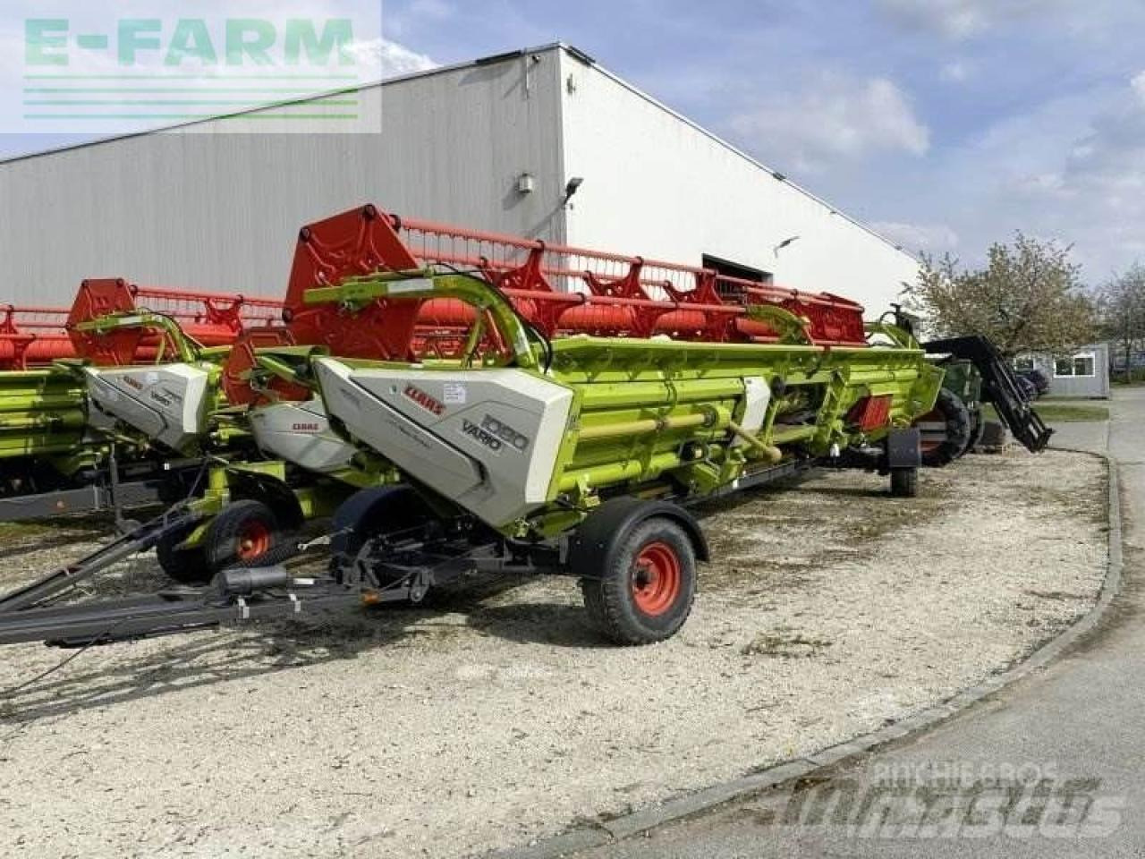 CLAAS v 1080+tw - Accessoire aux ensileuses: photos 2 CLAAS v 1080+tw - Accessoire aux ensileuses: photos 2