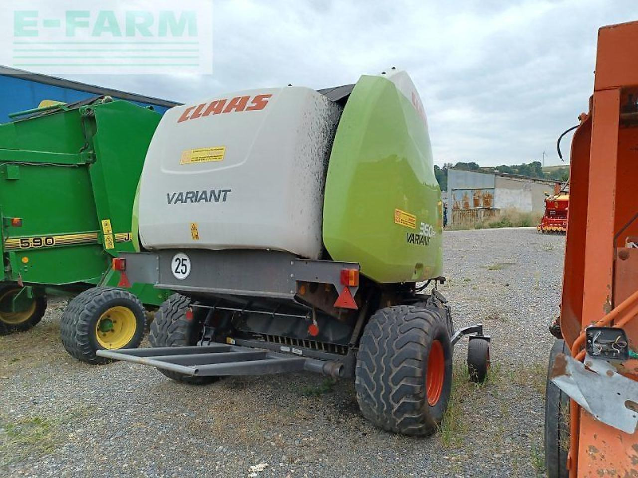 CLAAS variant 360 rc - Presse à balles cubiques: photos 4 CLAAS variant 360 rc - Presse à balles cubiques: photos 4