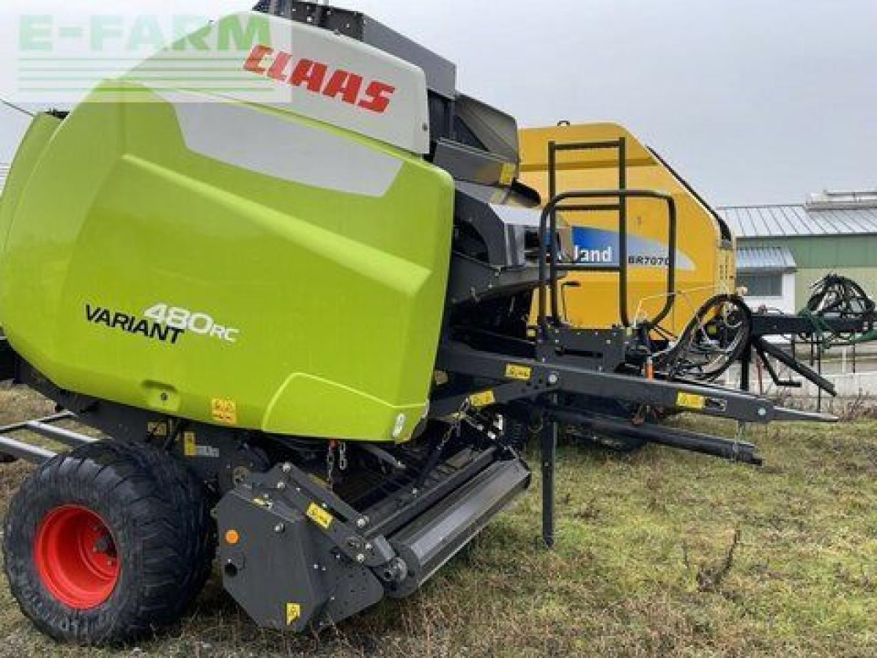 CLAAS variant 480 rc pro - Presse à balles cubiques: photos 1 CLAAS variant 480 rc pro - Presse à balles cubiques: photos 1