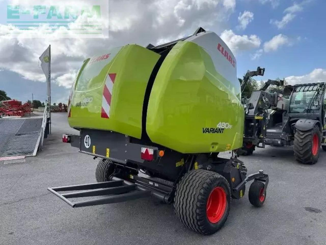 CLAAS variant 480rf - Presse à balles cubiques: photos 4 CLAAS variant 480rf - Presse à balles cubiques: photos 4
