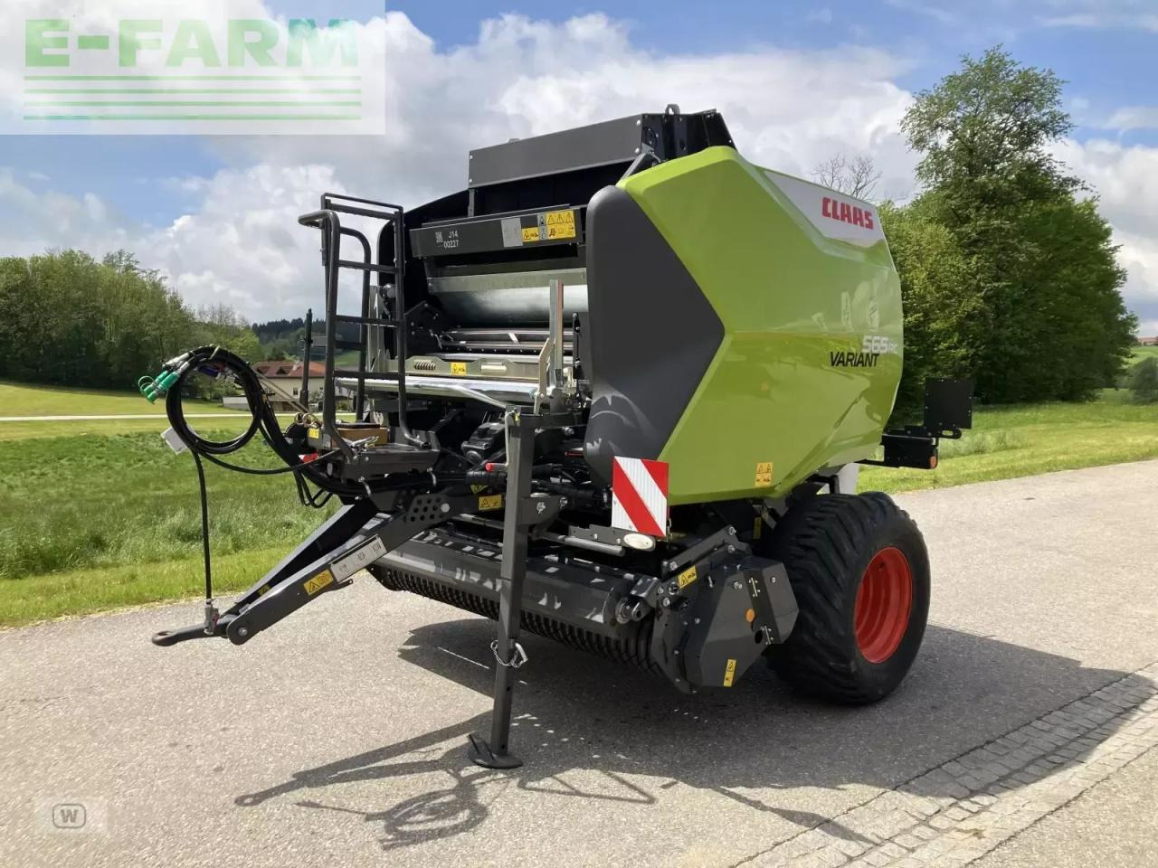 CLAAS variant 565 rc - Presse à balles cubiques: photos 2 CLAAS variant 565 rc - Presse à balles cubiques: photos 2
