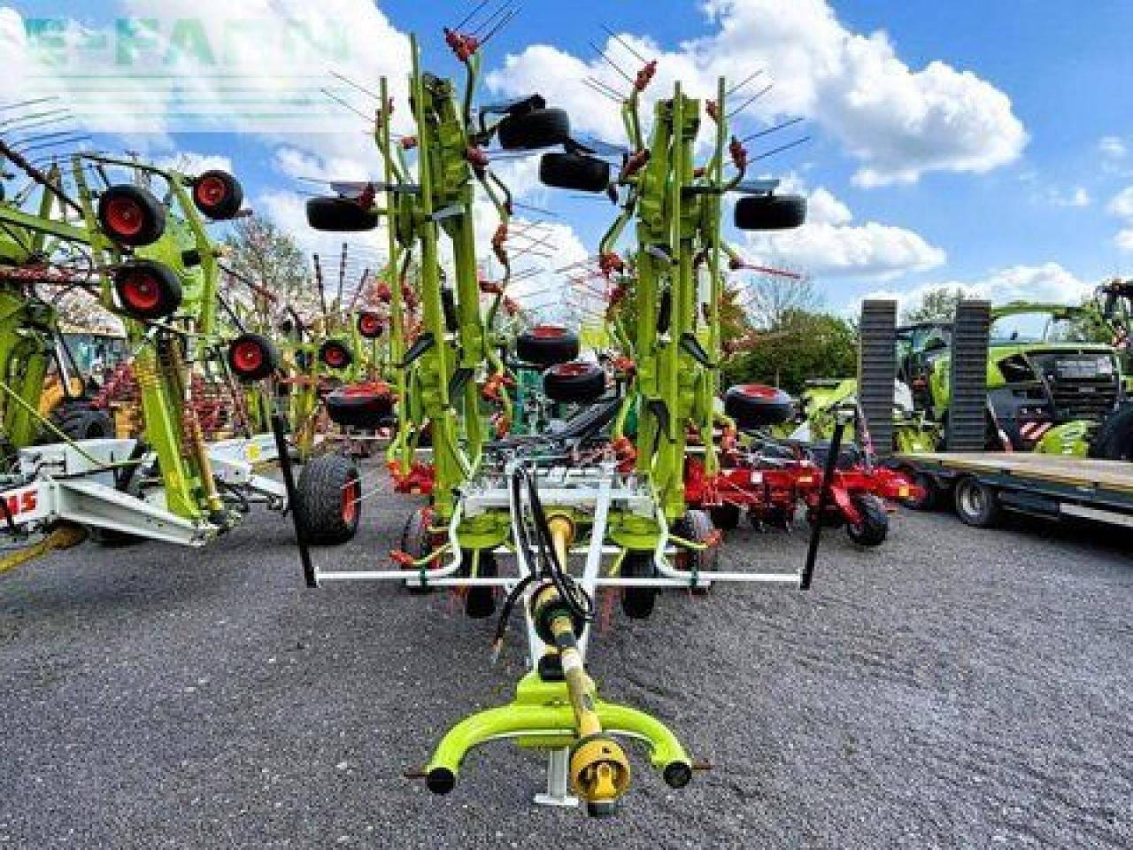 CLAAS volto 1100 t, wie neu ! - Faneuse: photos 2 CLAAS volto 1100 t, wie neu ! - Faneuse: photos 2