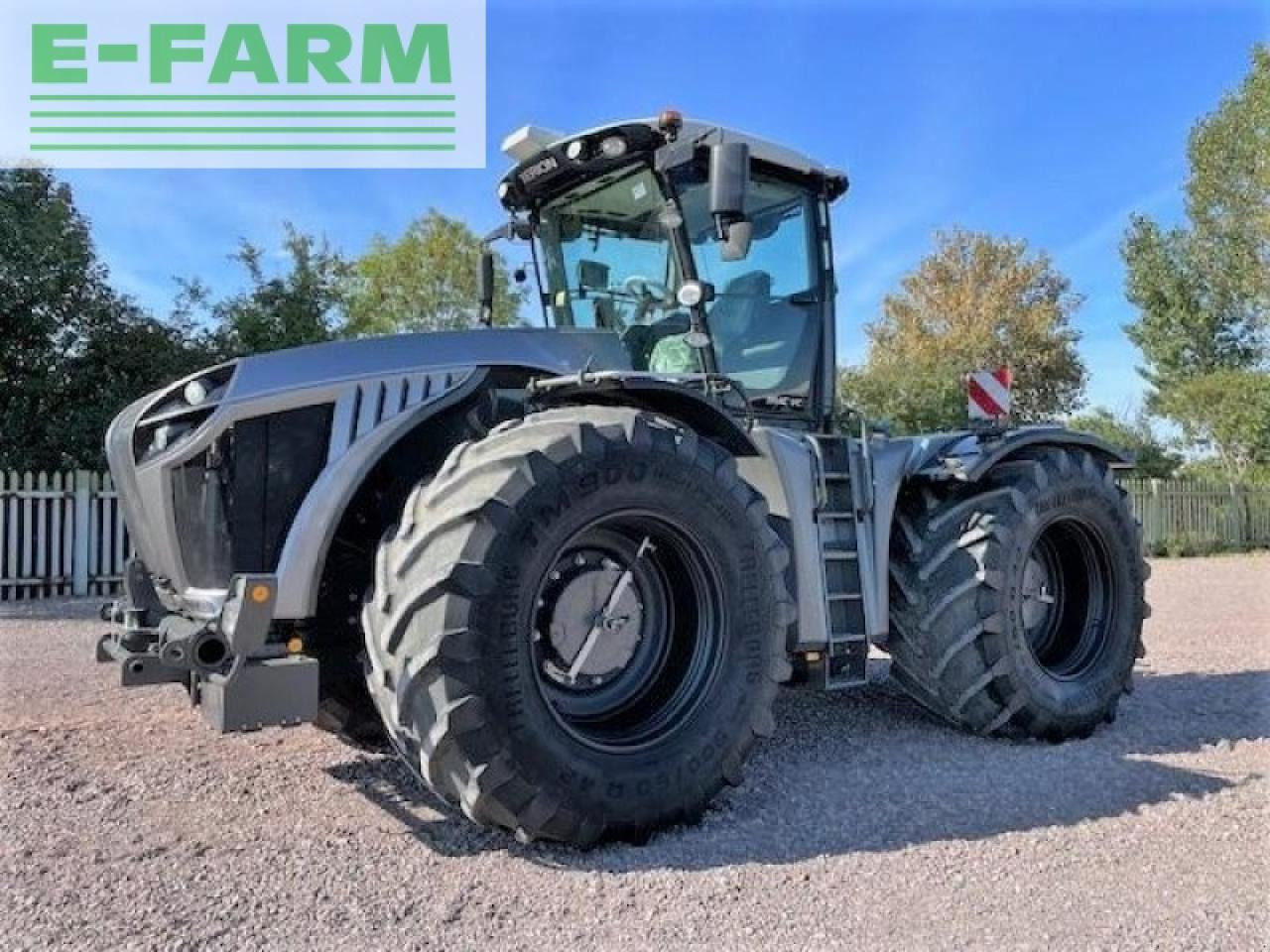 CLAAS xerion 4000 trac vc TRAC VC - Tracteur agricole: photos 1 CLAAS xerion 4000 trac vc TRAC VC - Tracteur agricole: photos 1