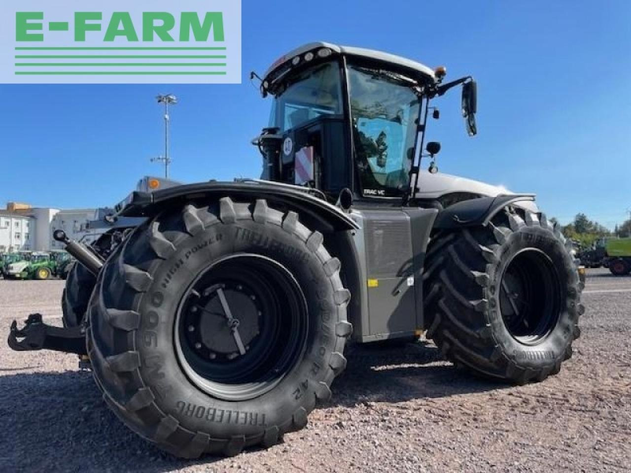 CLAAS xerion 4000 trac vc TRAC VC - Tracteur agricole: photos 4 CLAAS xerion 4000 trac vc TRAC VC - Tracteur agricole: photos 4