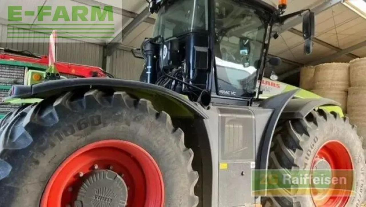 CLAAS xerion 4000 trac vc TRAC VC - Tracteur agricole: photos 3 CLAAS xerion 4000 trac vc TRAC VC - Tracteur agricole: photos 3