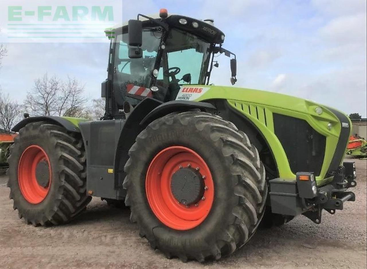 CLAAS xerion 4200 trac TRAC - Tracteur agricole: photos 3 CLAAS xerion 4200 trac TRAC - Tracteur agricole: photos 3
