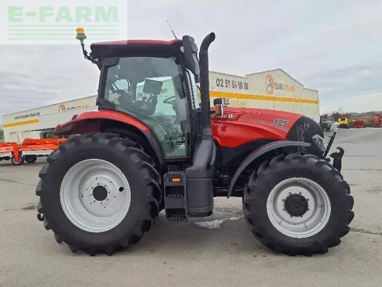 Case-IH maxxum125cvx CVX - Tracteur agricole: photos 1 Case-IH maxxum125cvx CVX - Tracteur agricole: photos 1